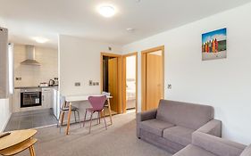 Beautiful 2-Bed Apartment In Ilfracombe